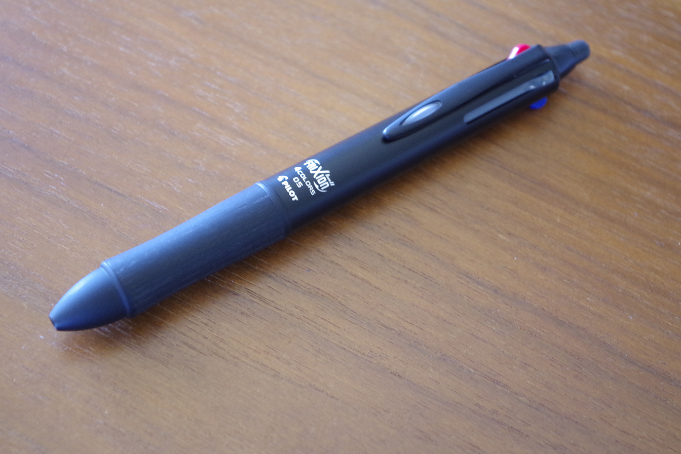 0.5の４色フリクションペン